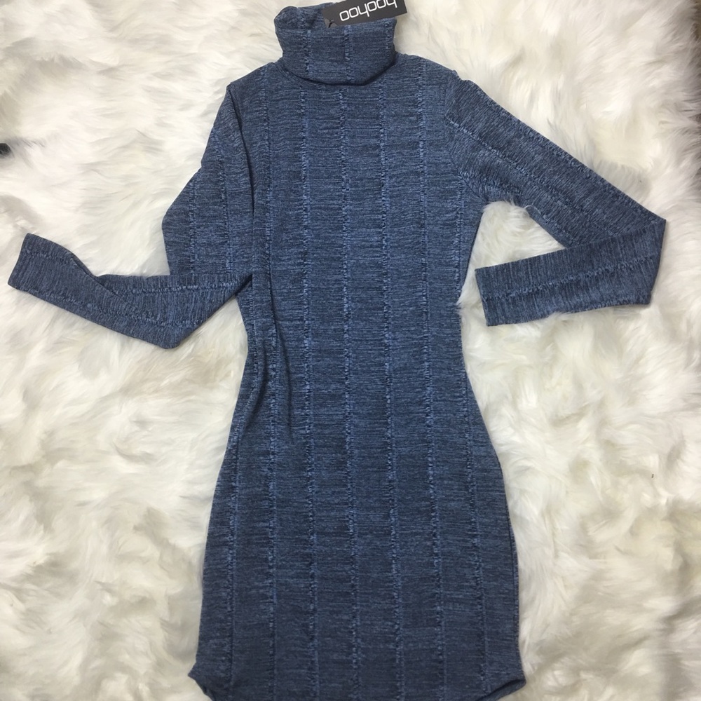 Turtle neck body-con dress